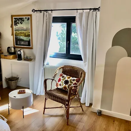 Bed & Breakfast Domaine Les Vinyes Pollestres